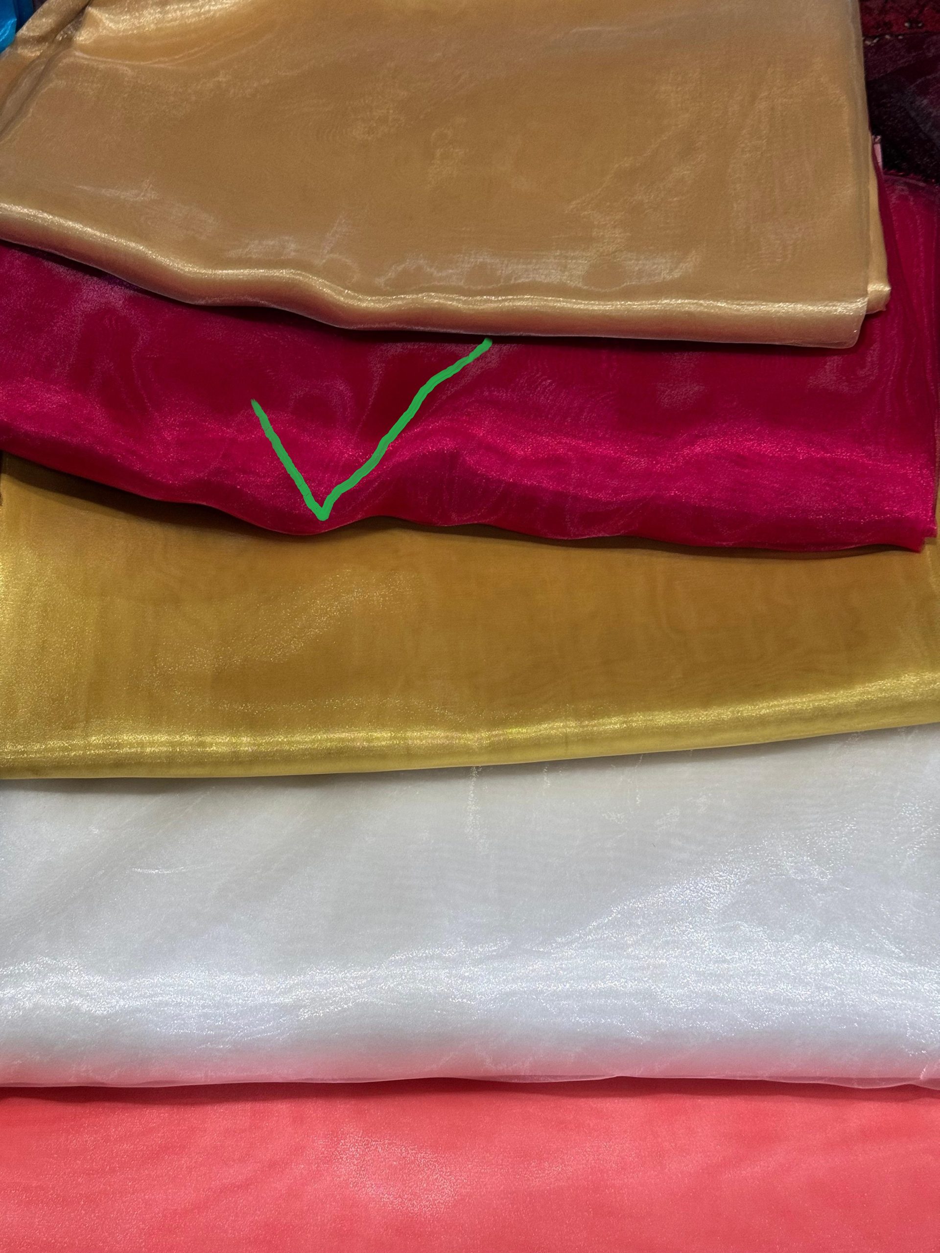 Shocking pink (Atishi Gulabi)